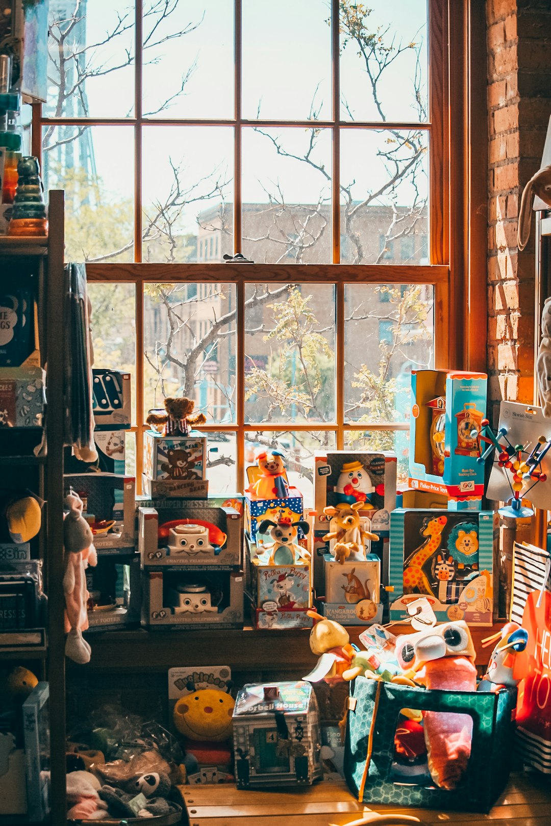 The Psychology Behind Children's Play with Educative Toys