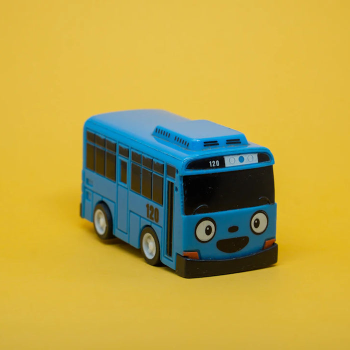 The Great Debate Digital vs. Physical Educative Toys
